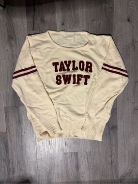 Taylor Swift Knit Sweater